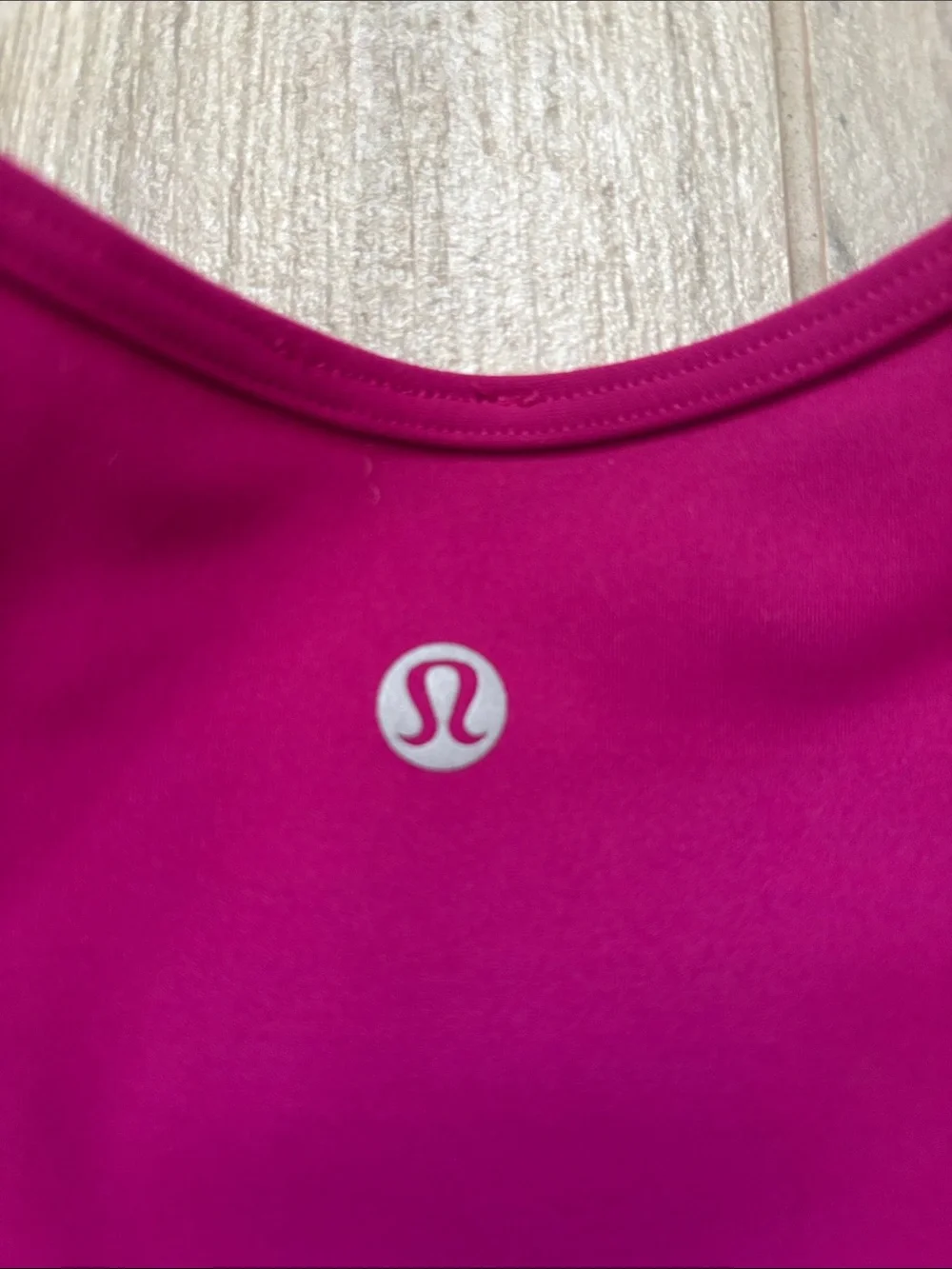 Lululemon Magenta Mastered Motion Cropped Tank Size 6